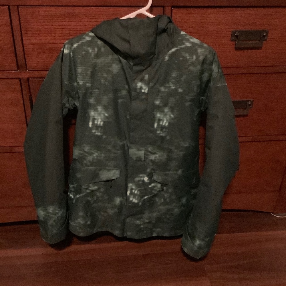 Women’s North Face Jacket